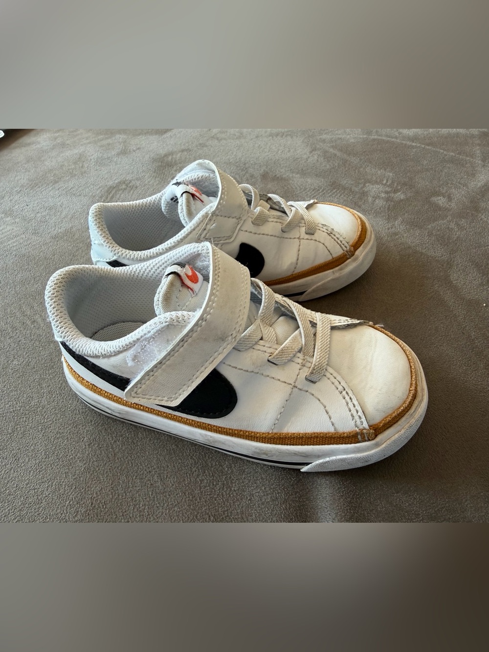 Nike Court Legacy Kids White Sneakers with Black Swoosh and Brown Trim